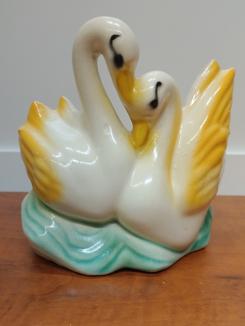 Vintage Glazed Ceramic Swan Lovebirds Bud Vase, Candle Holder Or Small Lamp Base